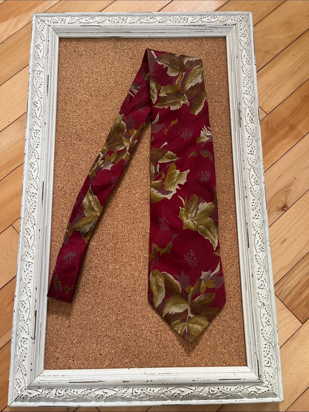 Men's Burgundy Floral Silk Tie - Classic Elegant Style